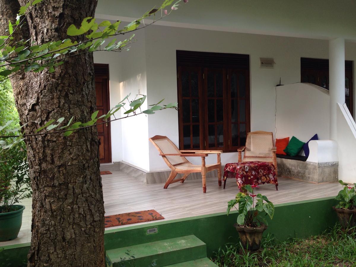 Mowgli Cottage 锡吉里亚 外观 照片