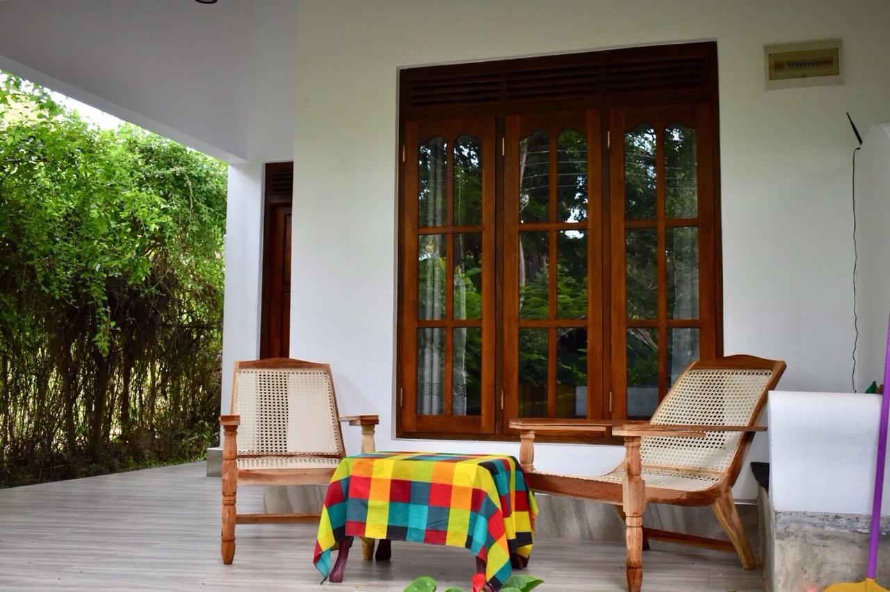 Mowgli Cottage 锡吉里亚 外观 照片